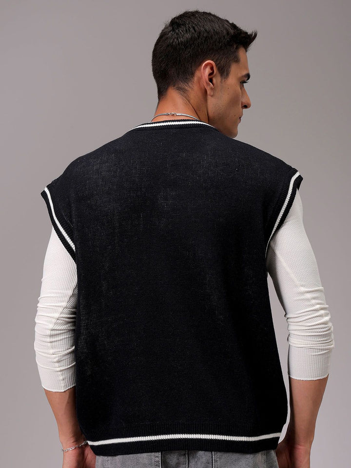The Indian Garage Co Men Printed V-Neck Pullover Sweater