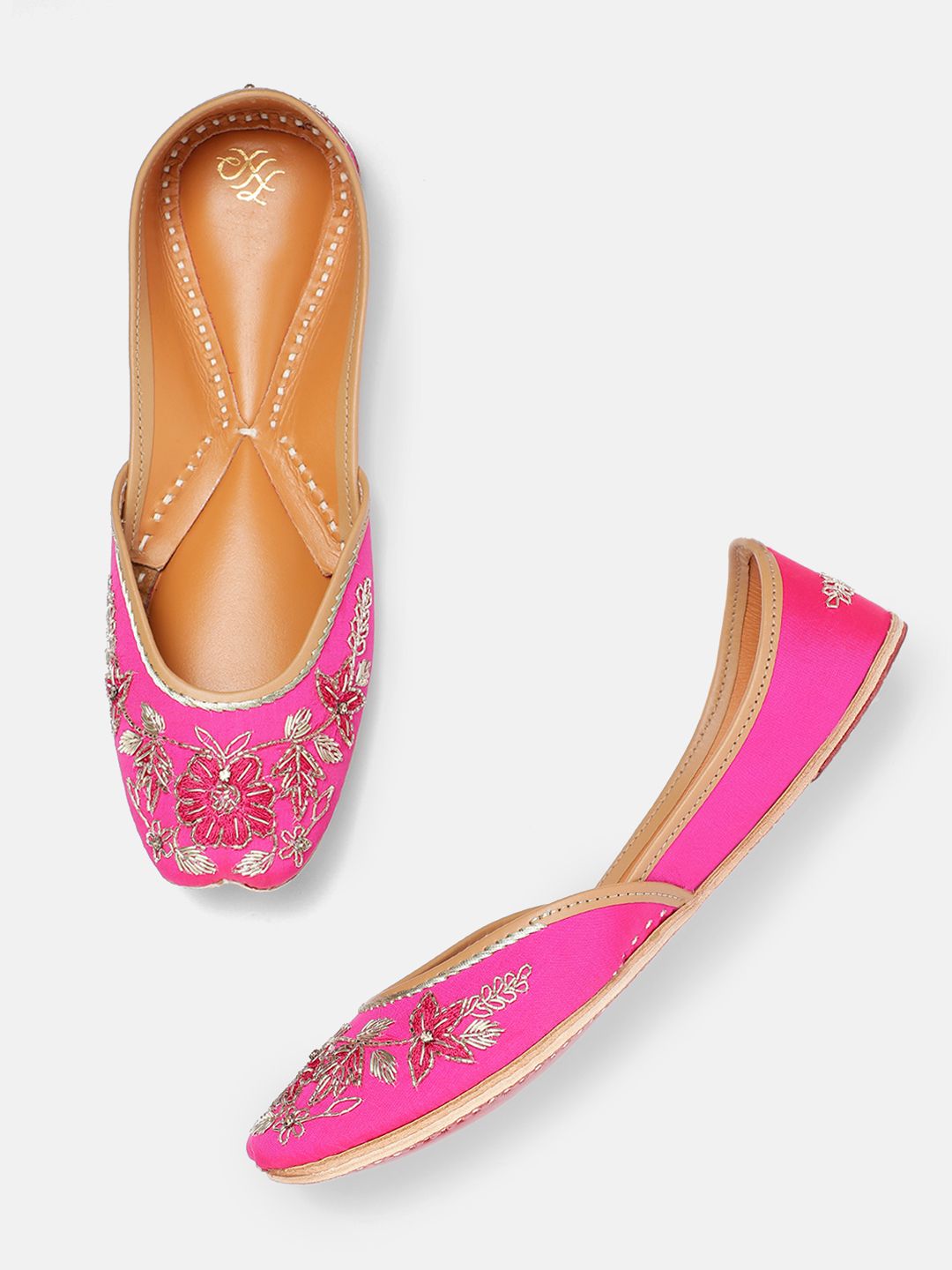 House of Pataudi Women Ethnic Embellished Mojaris
