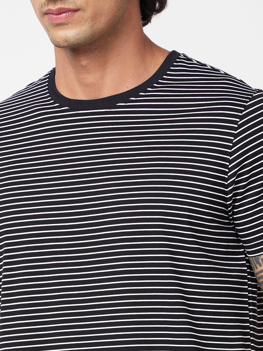 SPYKAR Striped Slim Fit Cotton T-shirt