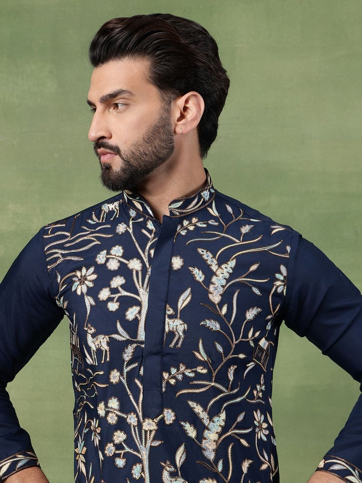 Anouk Men Animal Embroidered Regular Thread Work Pure Cotton Kurta with Pyjamas