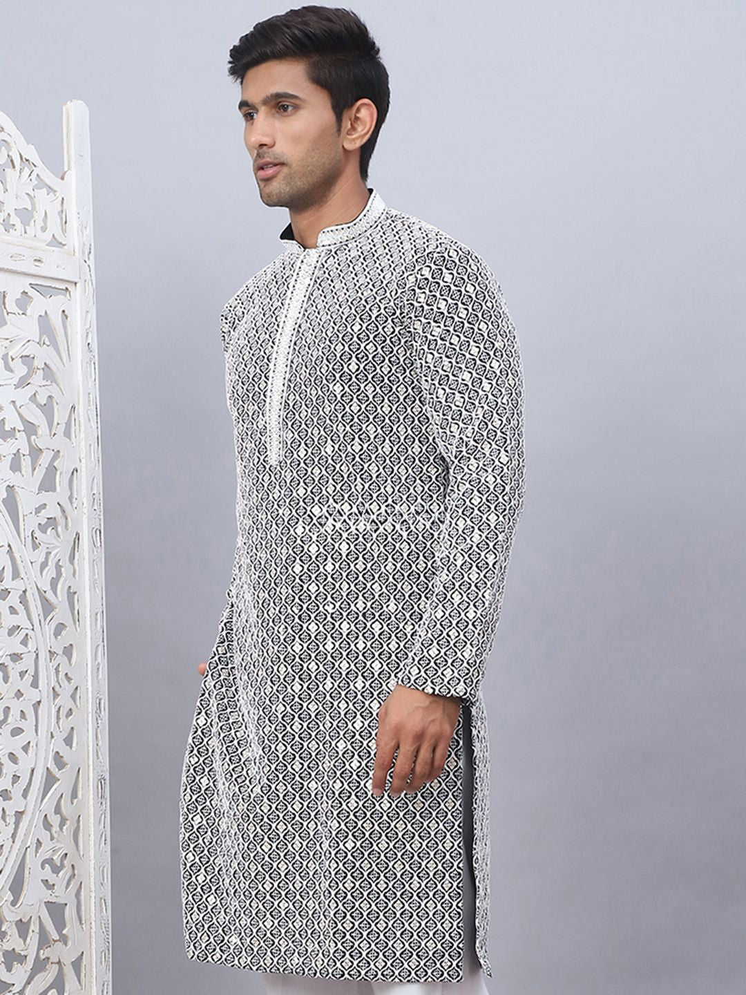 Jompers Chikankari Embroidered Mandrian Collar Cotton Straight Kurta