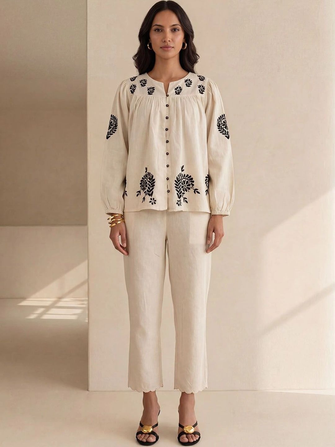 House of Chikankari Women Straight Floral Casual Shirt
