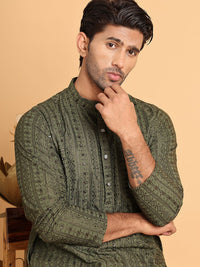 Jompers Men Embroidered Regular Sequinned Kurta with Pyjamas