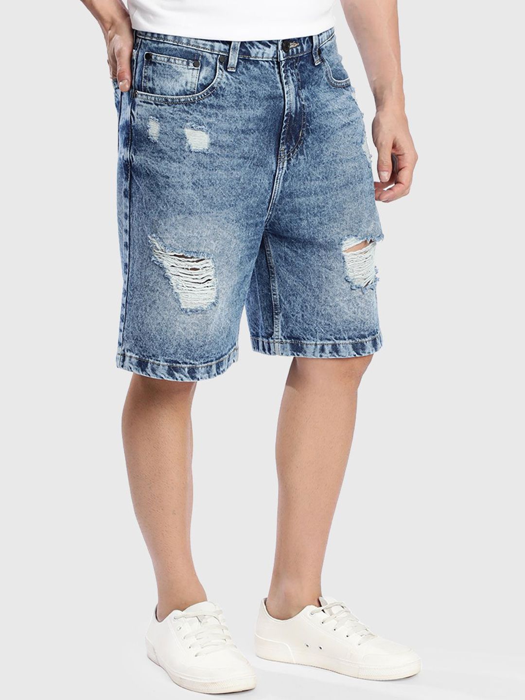 Bene Kleed Men Washed Mid-Rise Knee Length Relaxed Fit Denim Shorts