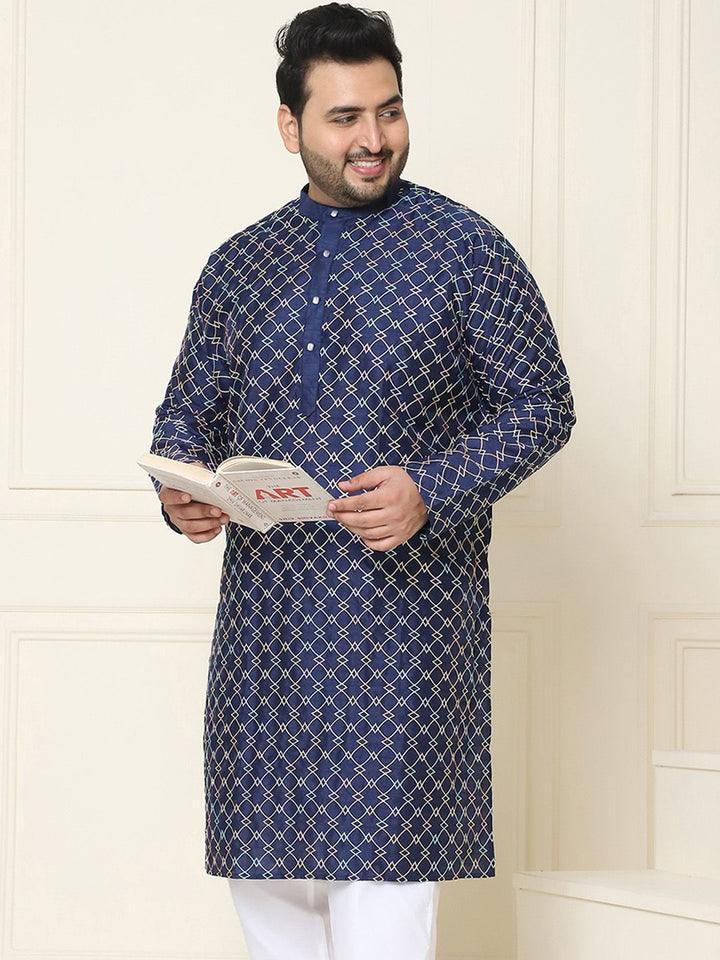 SOJANYA PLUS Geometric Embroidered Regular Silk Straight Kurta