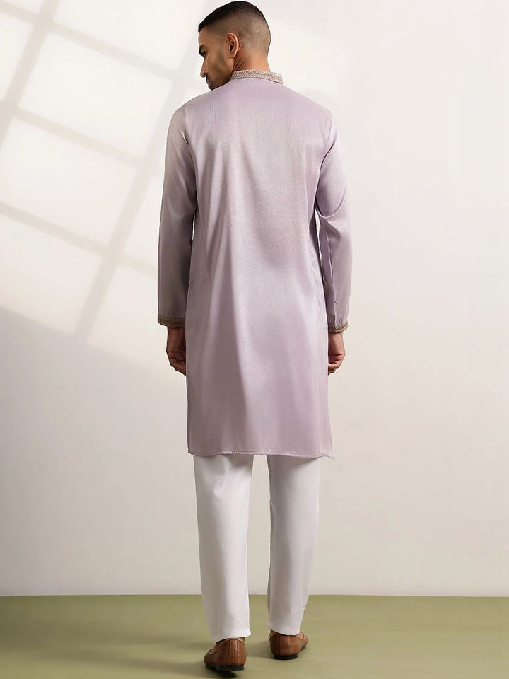 Anouk Men Embroidered Thread Work Kurta