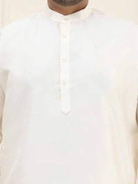 SOJANYA Plus Mandarin Collar Long Sleeves Straight Kurta