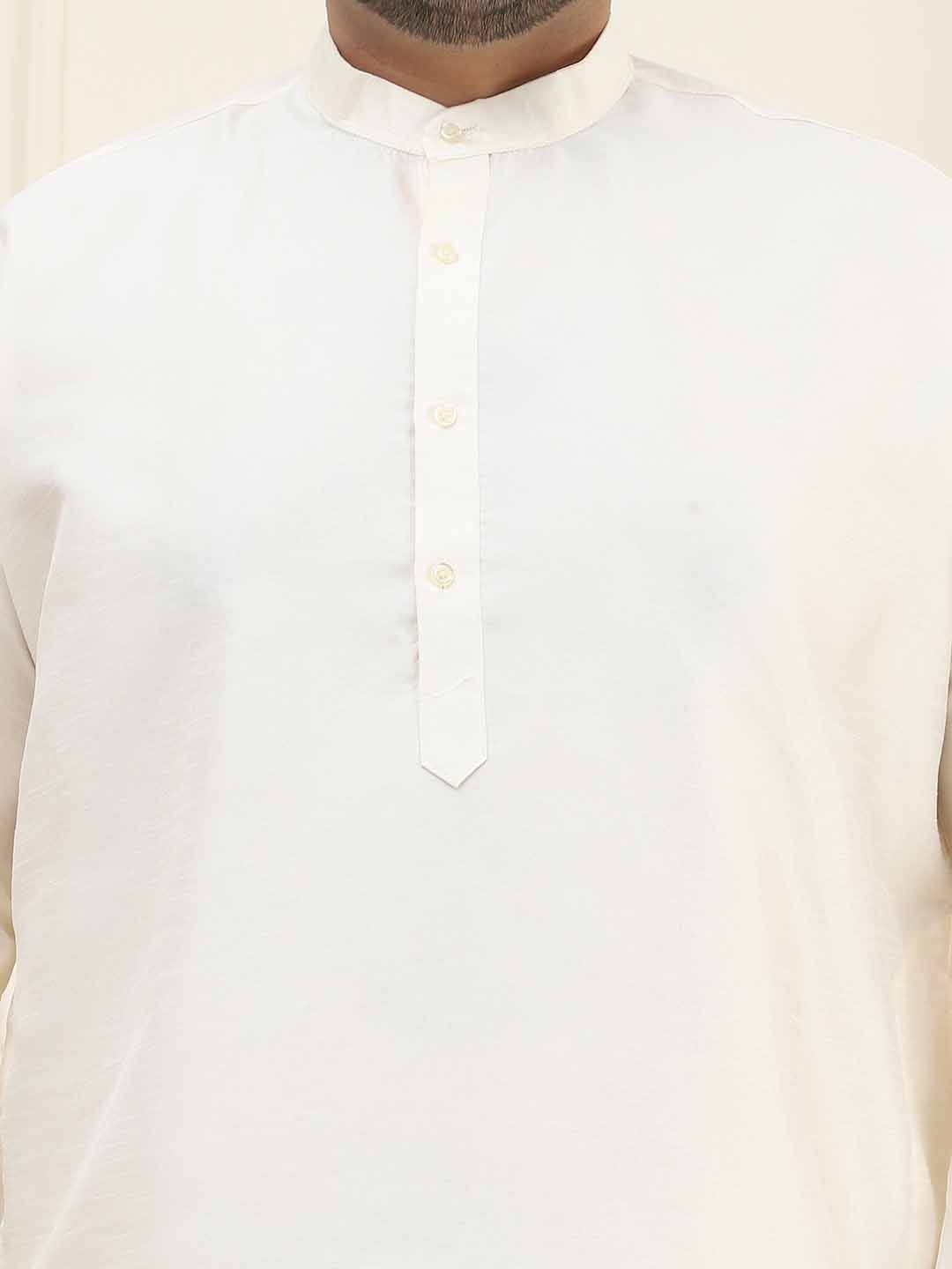 SOJANYA Plus Mandarin Collar Long Sleeves Straight Kurta
