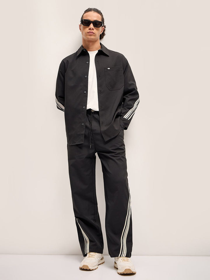 THE BEAR HOUSE Men Checked Straight Fit Casual Pant
