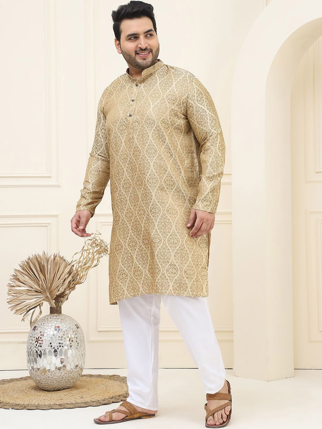 SOJANYA PLUS Plus Size Woven Design Straight Kurta with Pyjamas