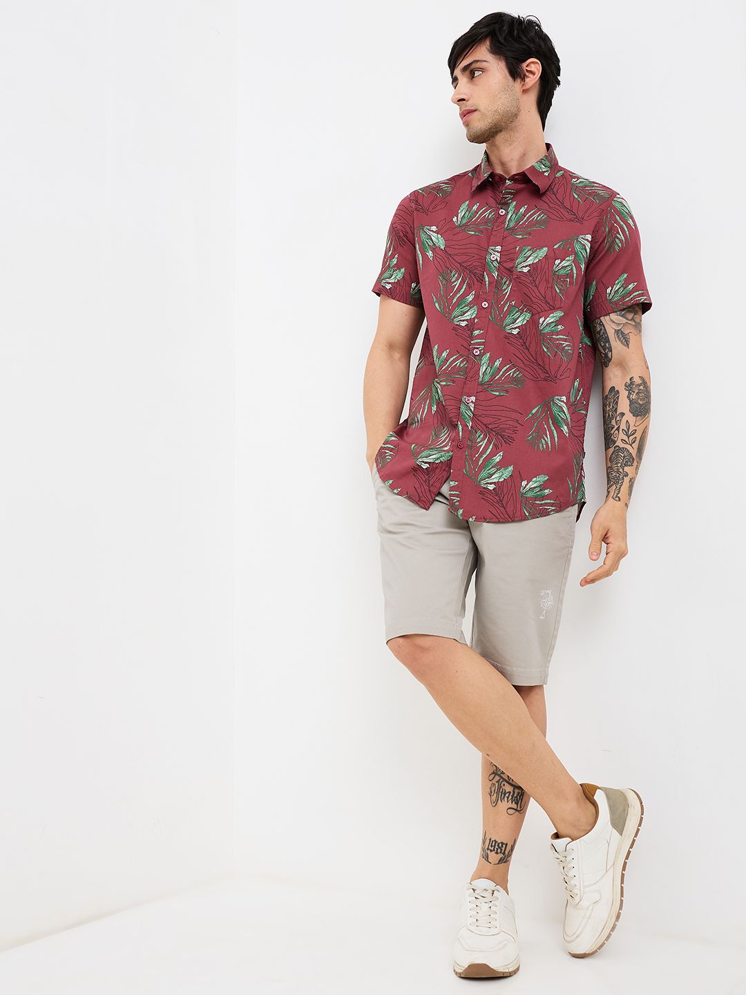 SPYKAR Men Spread Collar Floral Printed Cotton Casual Shirt