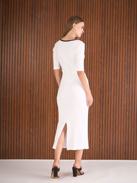SASSAFRAS Women Solid Sweetheart Neck Bodycon Midi Dress