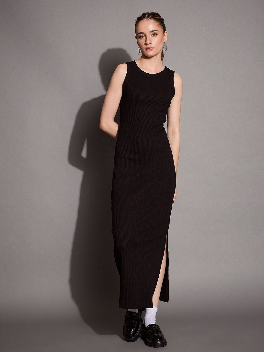 SASSAFRAS BASICS Solid Bodycon Maxi Dress
