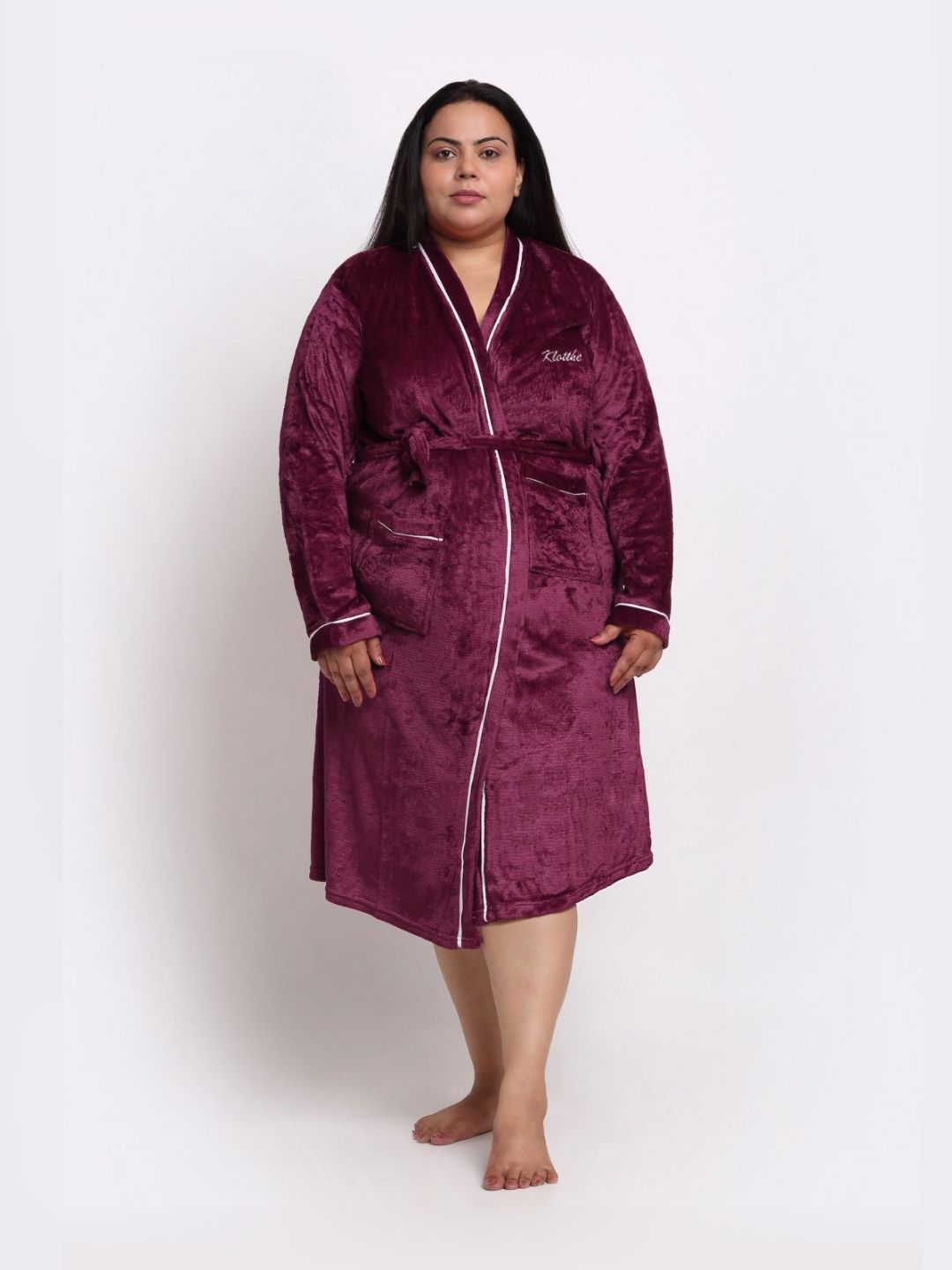 KLOTTHE Plus Size Maroon & White Woollen Bath Robe With Belt