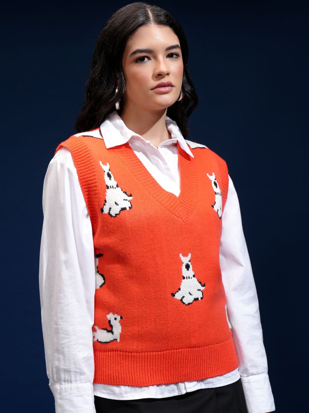 Tokyo Talkies Women Self Design V-neck Sleeveless Sweater Vest