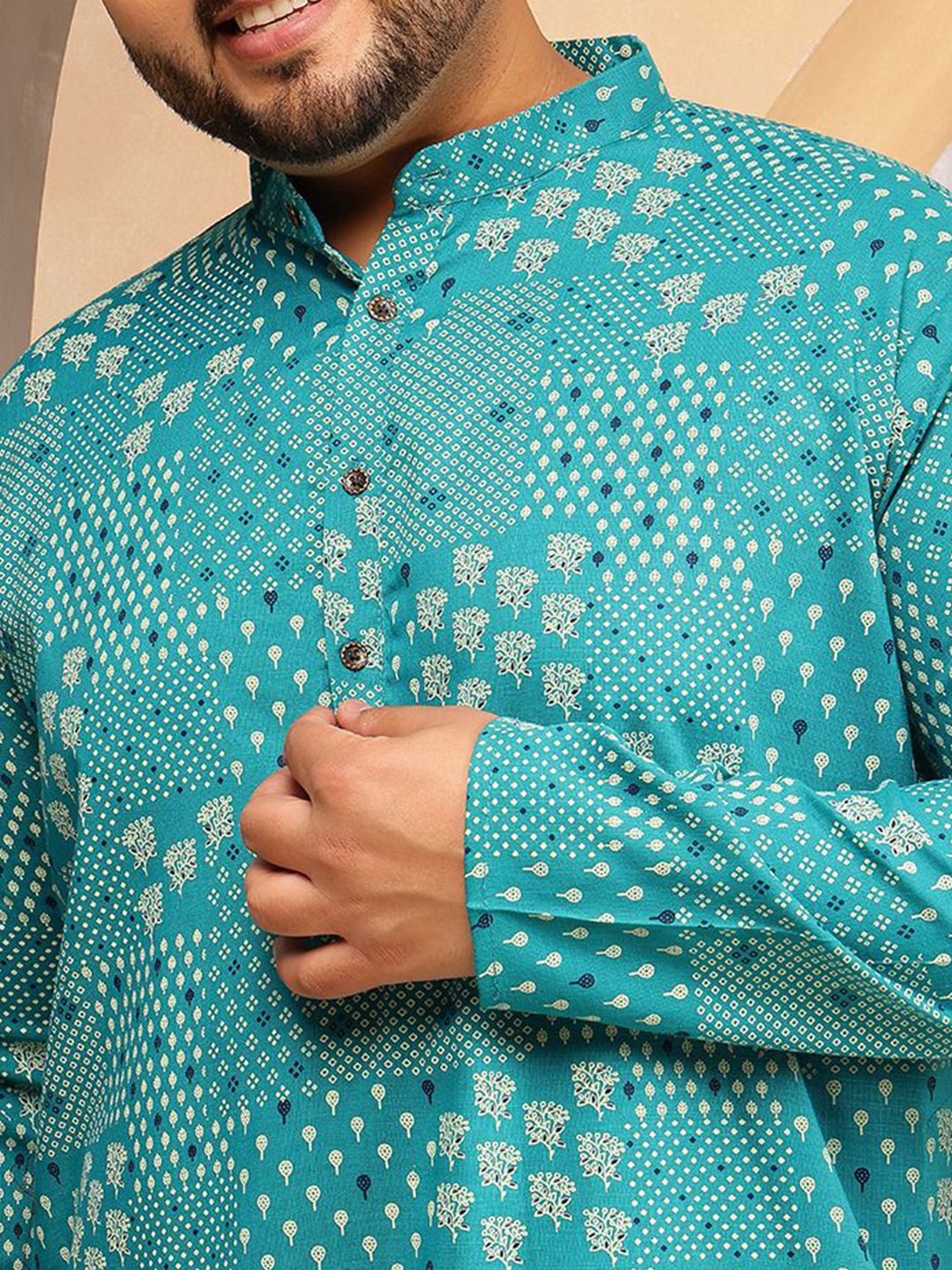 SOJANYA PLUS Floral Printed Mandarin Collar Straight Kurta