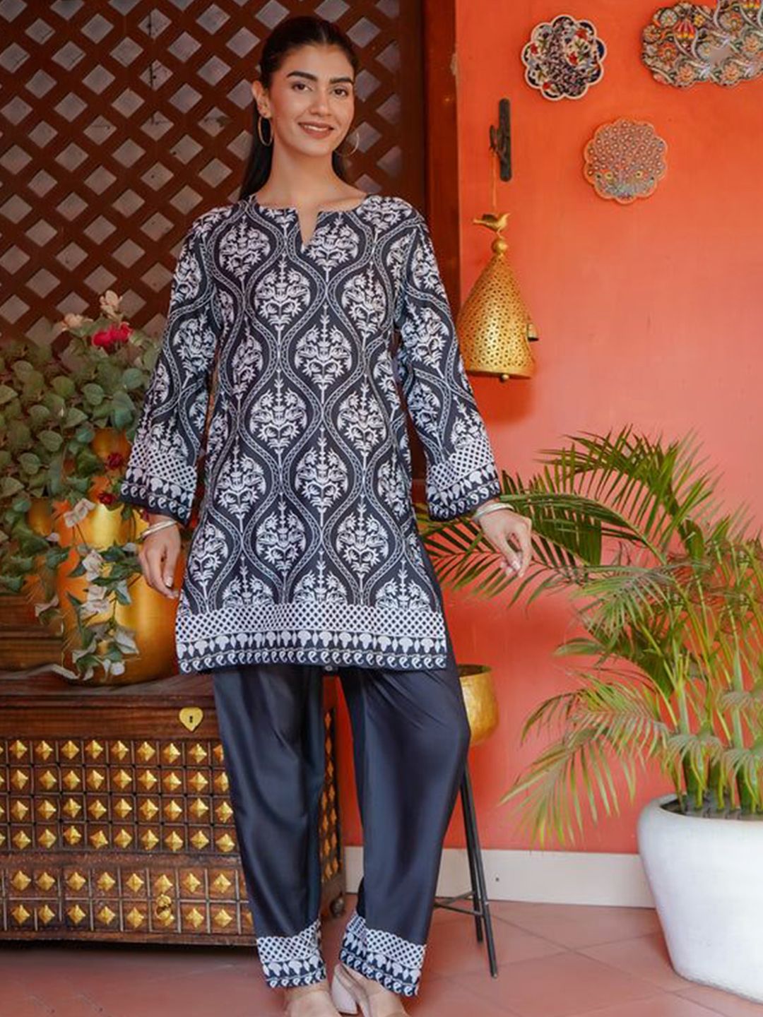 HOUSE OF KARI Printkari Printed Tunic & Trouser