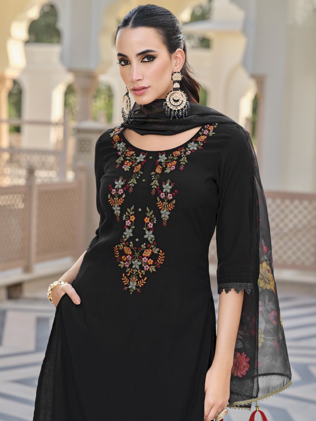 Varanga Floral Embroidered Thread Work Straight Kurta With Trousers And Dupatta