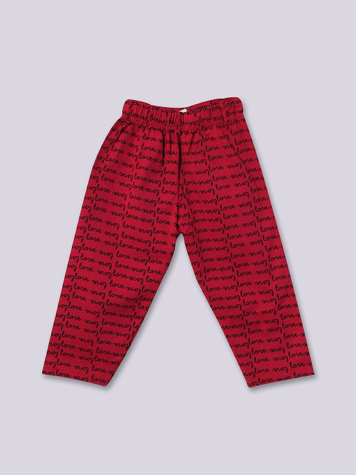 Moms Love Girls Printed T-Shirt With Trousers