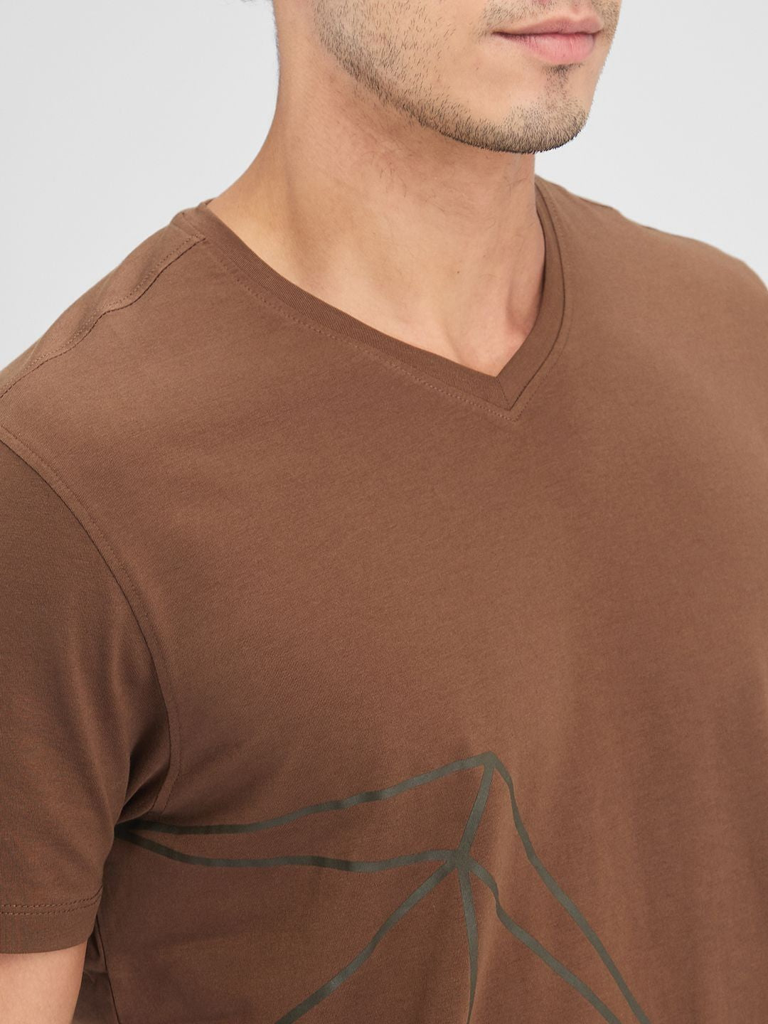 SPYKAR Men V-Neck Raw Edge Slim Fit T-shirt