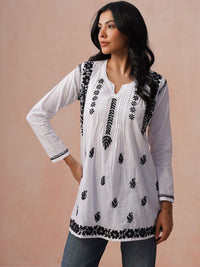 Rumah Wanita Chikankari Motif Etnik Bersulam Kurta Chikankari