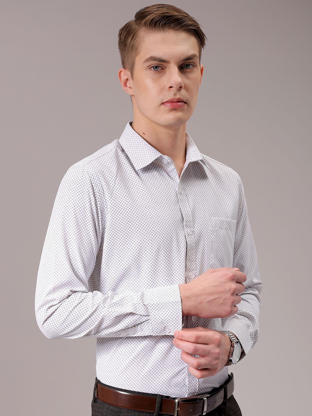 The Indian Garage Co. X Luxe Men Spread Collar Micro Ditsy Printed Slim Fit Formal Shirt