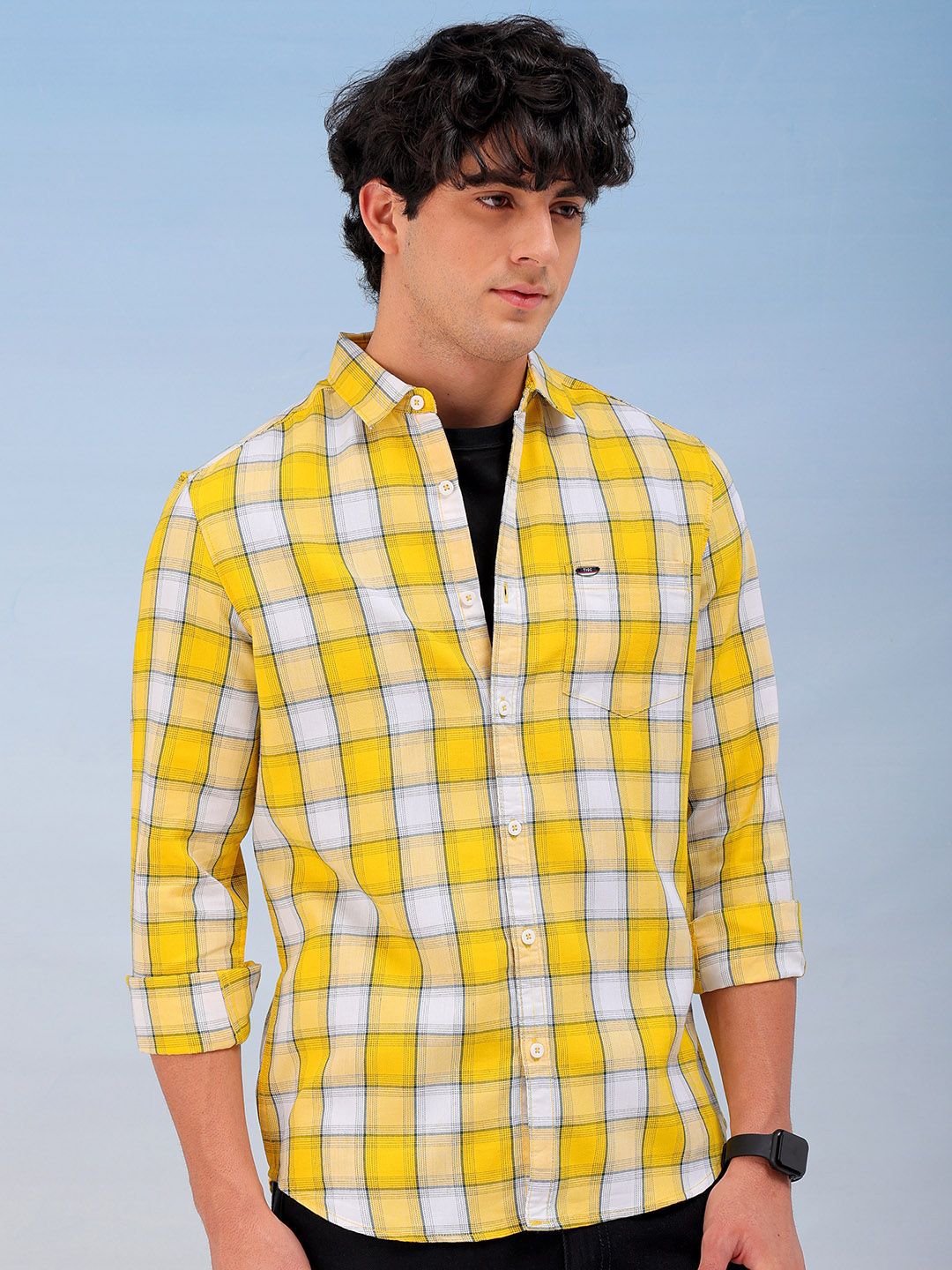 The Indian Garage Co Men Spread Collar Checked Cotton Slim Fit Casual Shirt