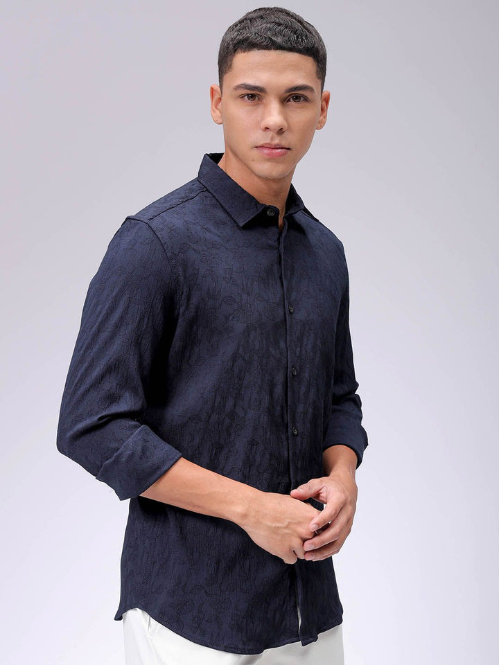 The Indian Garage Co Men Slim Fit Textured Jacquard Resortwear Shirt