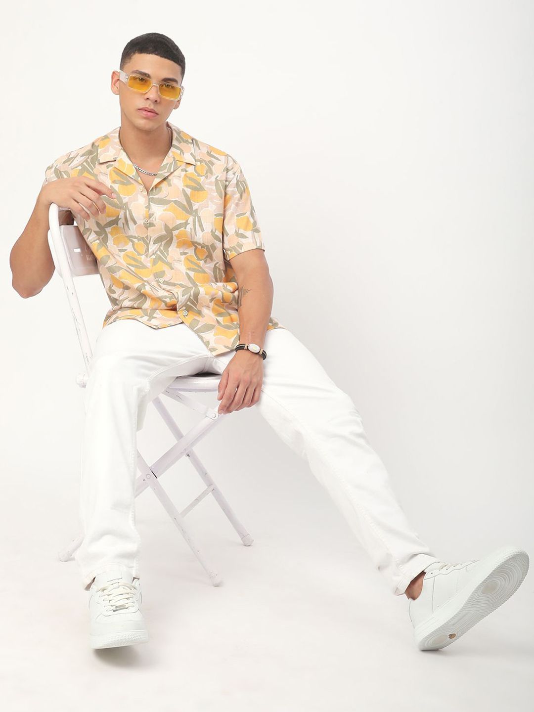 VASTRADO Men Classic Floral Opaque Printed Pure Cotton Casual Shirt