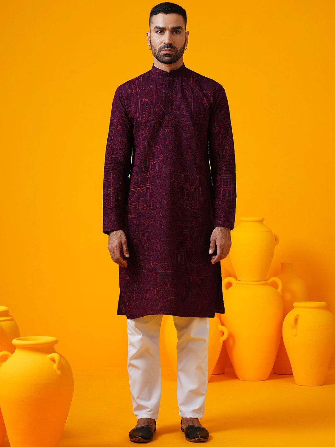 SOJANYA Floral Thread Work Band Collar Straight Kurta