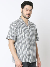 SPYKAR Men Relaxed Fit Cuban Collar Geometric Printed Cotton Casual Shirt