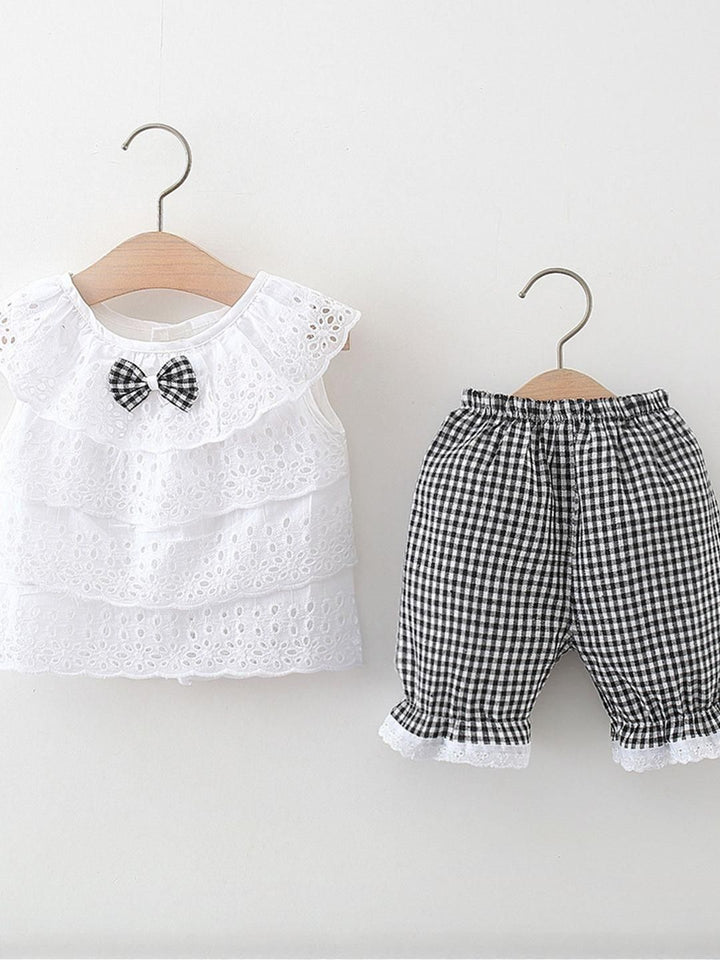 YK Girls Self Design Top With Trousers