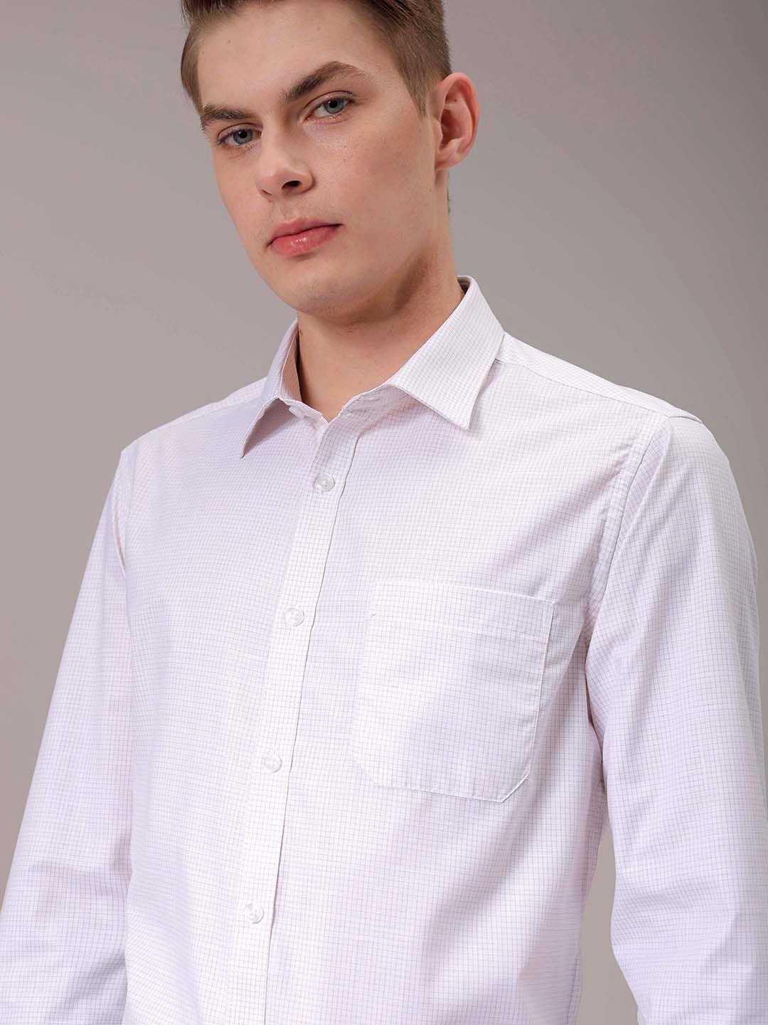 The Indian Garage Co. X Luxe Men Spread Collar Solid Slim Fit Formal Shirt