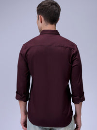 The Indian Garage Co Men Slim Fit Spread Collar Solid Casual Shirt