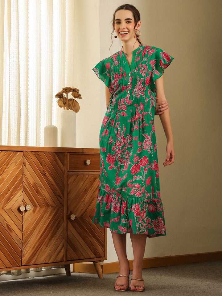 SANSKRUTIHOMES Women Green Cotton Printed V Neck Dress