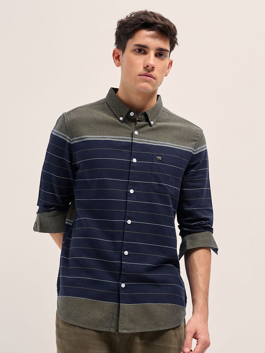 THE BEAR HOUSE Men Button-Down Collar Horizontal Striped Cotton Slim Fit Casual Shirt