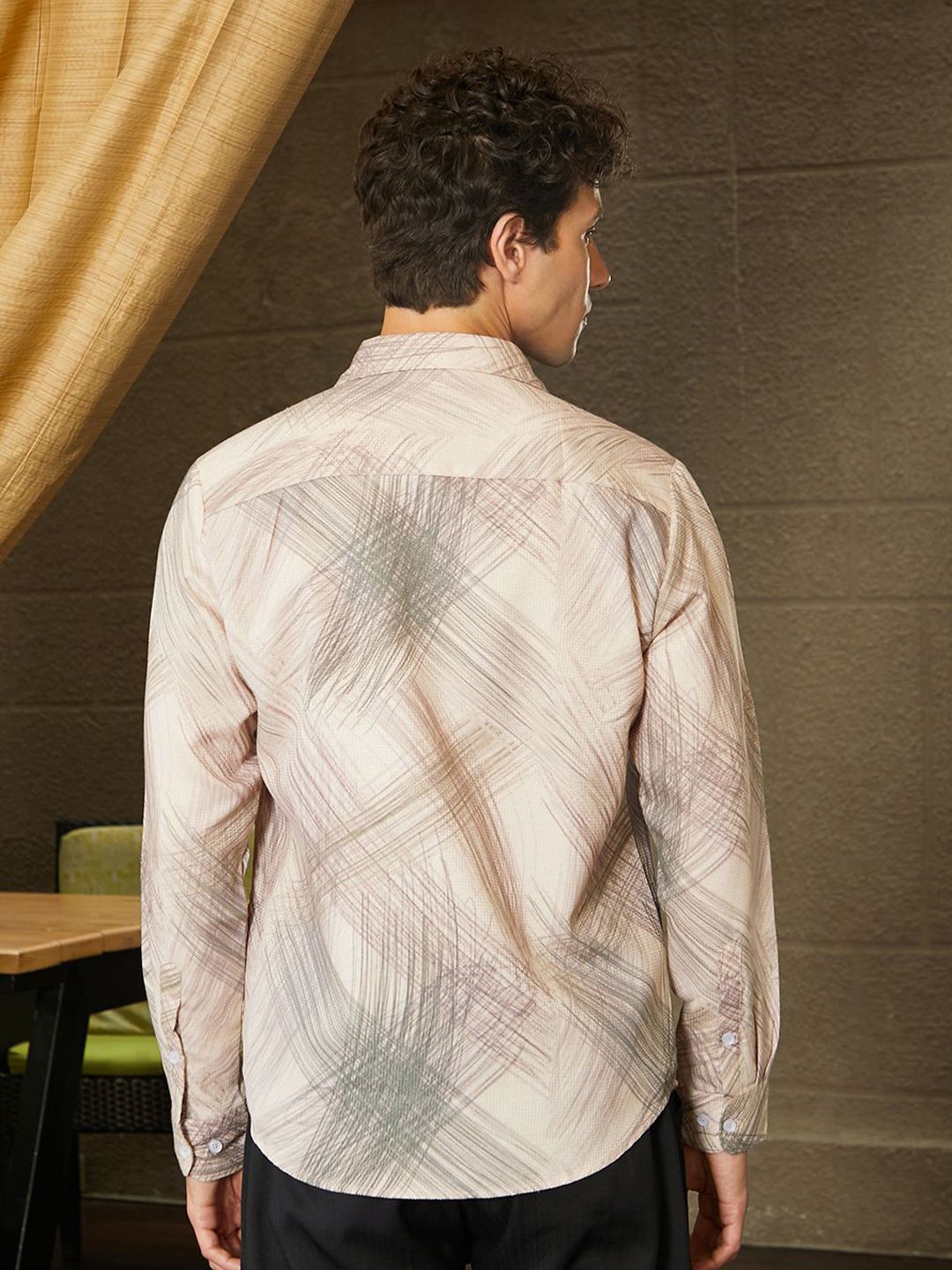 Kampus Sutra Men Comfort Abstract Printed Casual Shirt