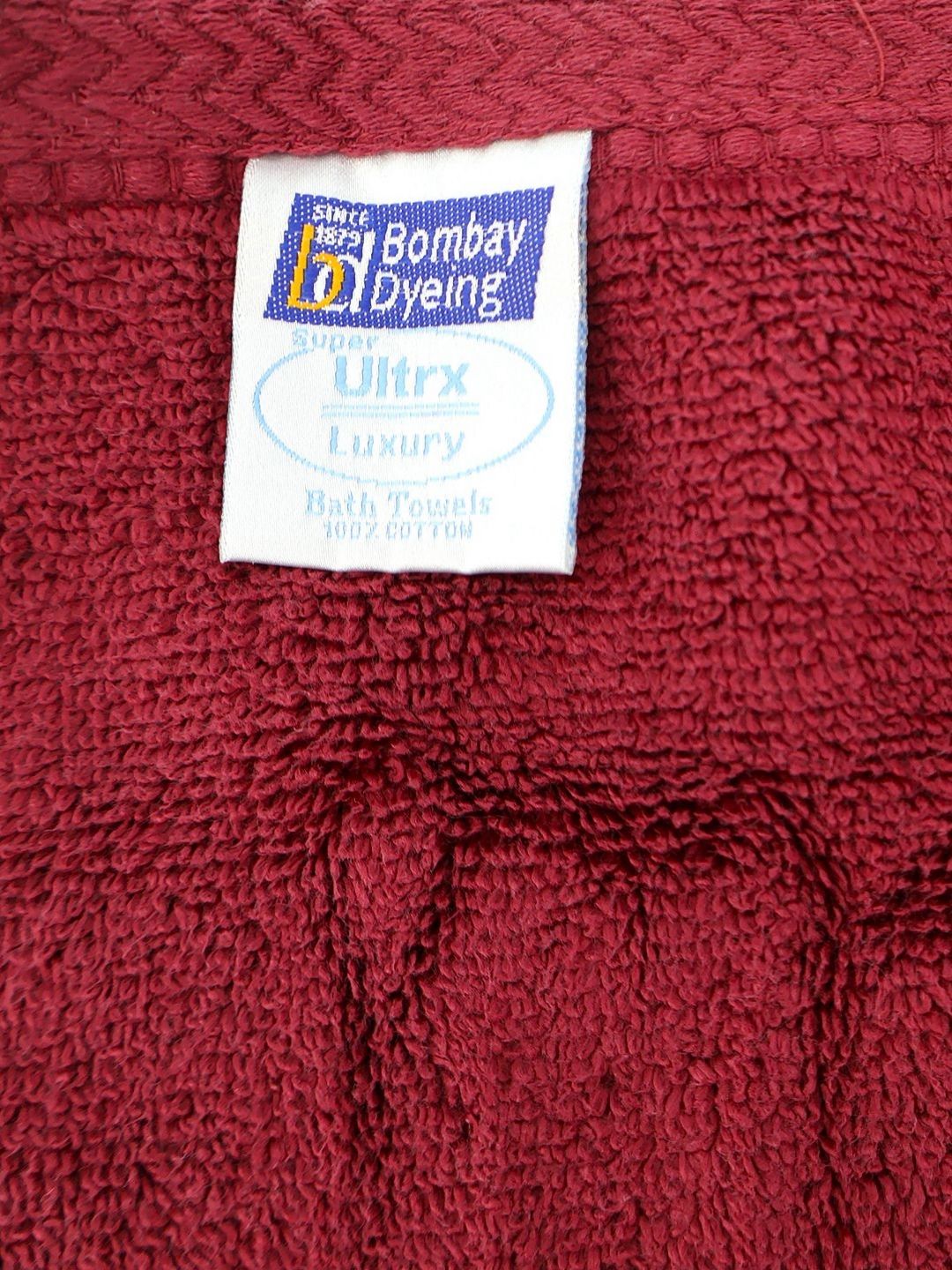 BOMBAY DYEING Super Ultrx Maroon 3 Pieces Pure Cotton 650 GSM Face Towel
