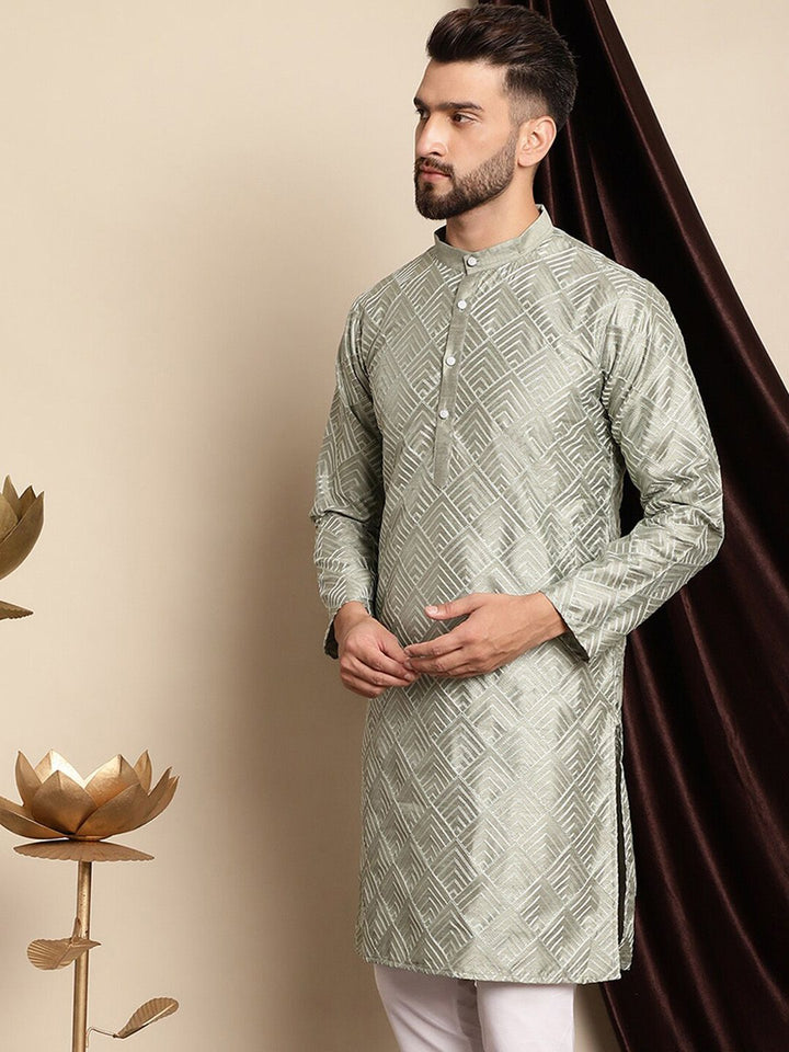 Anouk Geometric Embroidered Mandarin Collar Silk Cotton Kurta