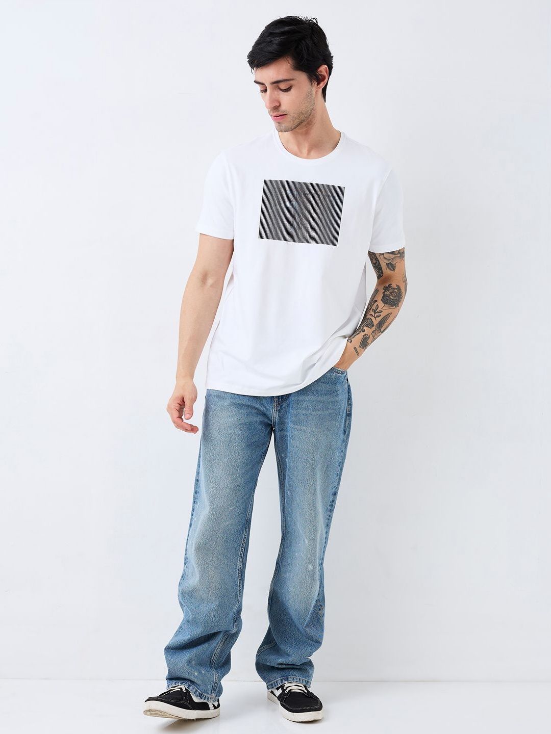 SPYKAR Men Graphic Printed Round Neck Cotton Slim Fit T-shirt