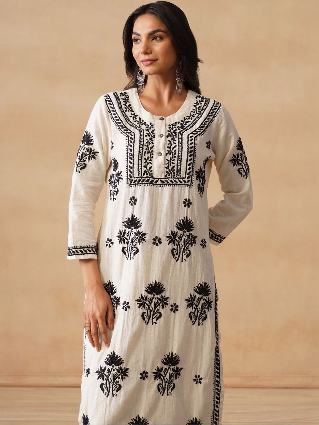 House of Chikankari Women Off White Cotton Chikankari Sulam Set Kurta