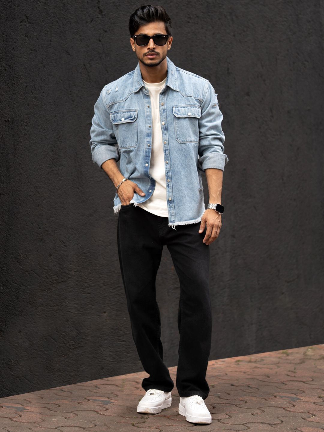 Powerlook Men Spread Collar Faded Cotton Casual Shirt