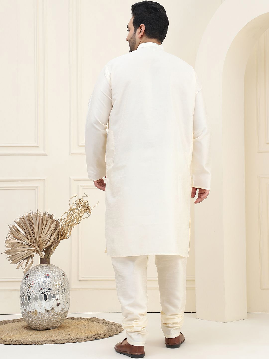 SOJANYA PLUS Plus Size Straight Kurta with Churidar