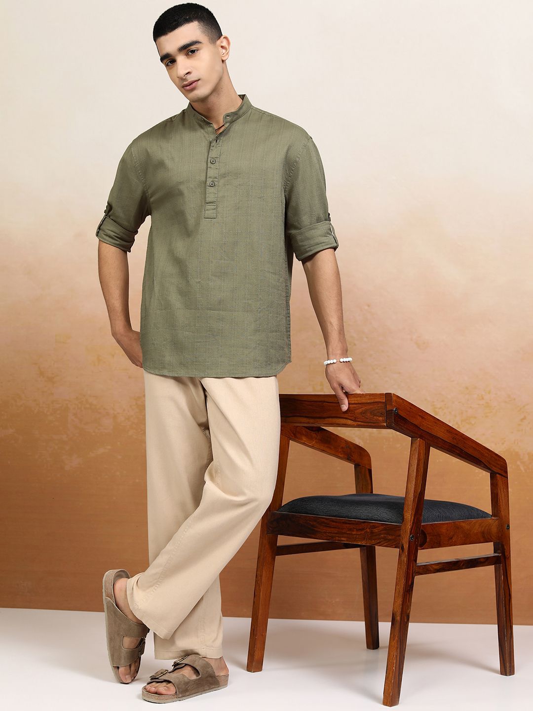 HIGHLANDER Men Olive Dobby Textured Solid Mandarin Collar Roll Up Sleeve Relaxed Shirt
