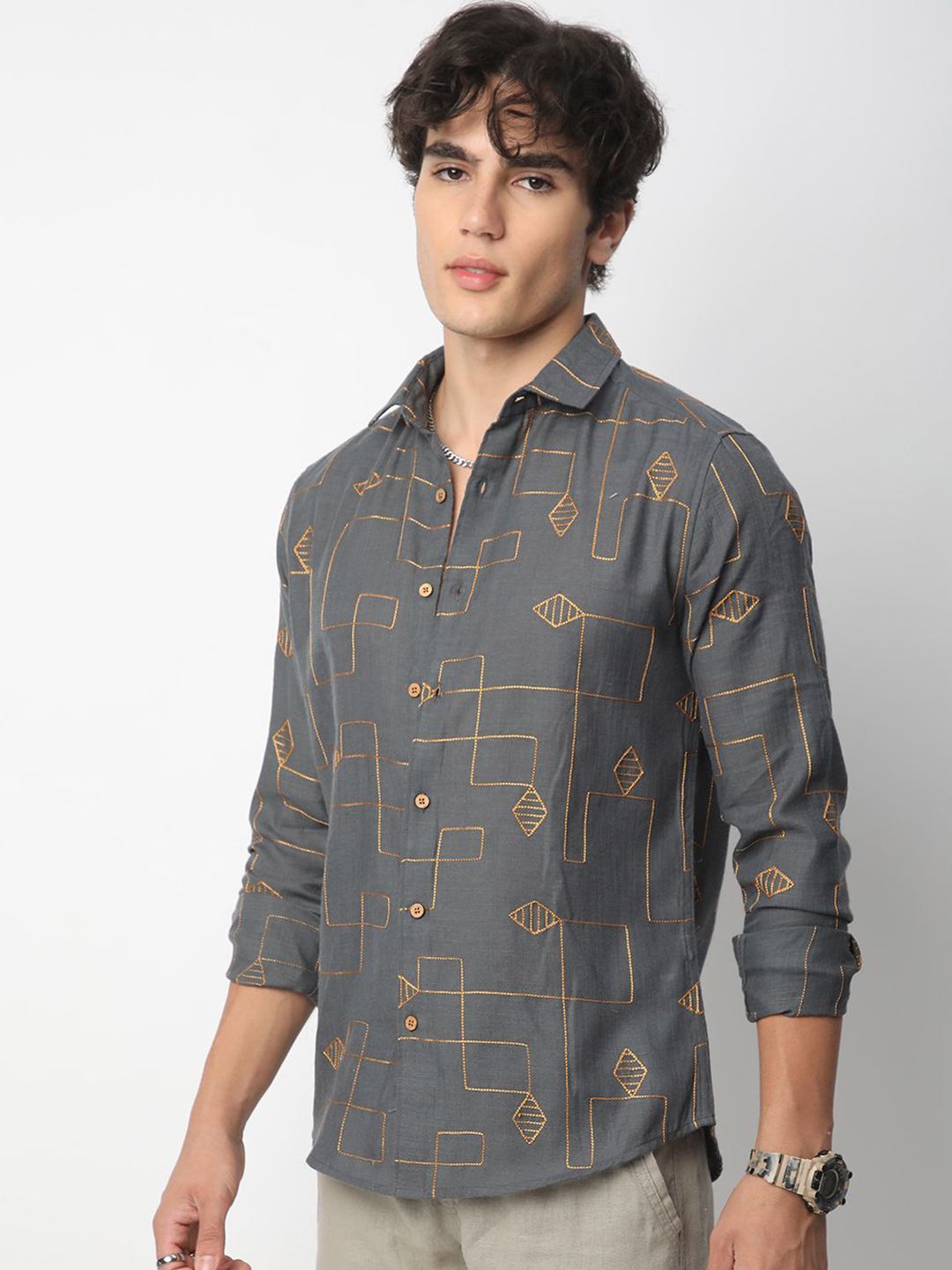 VASTRADO Men Classic Slim Fit Opaque Casual Shirt