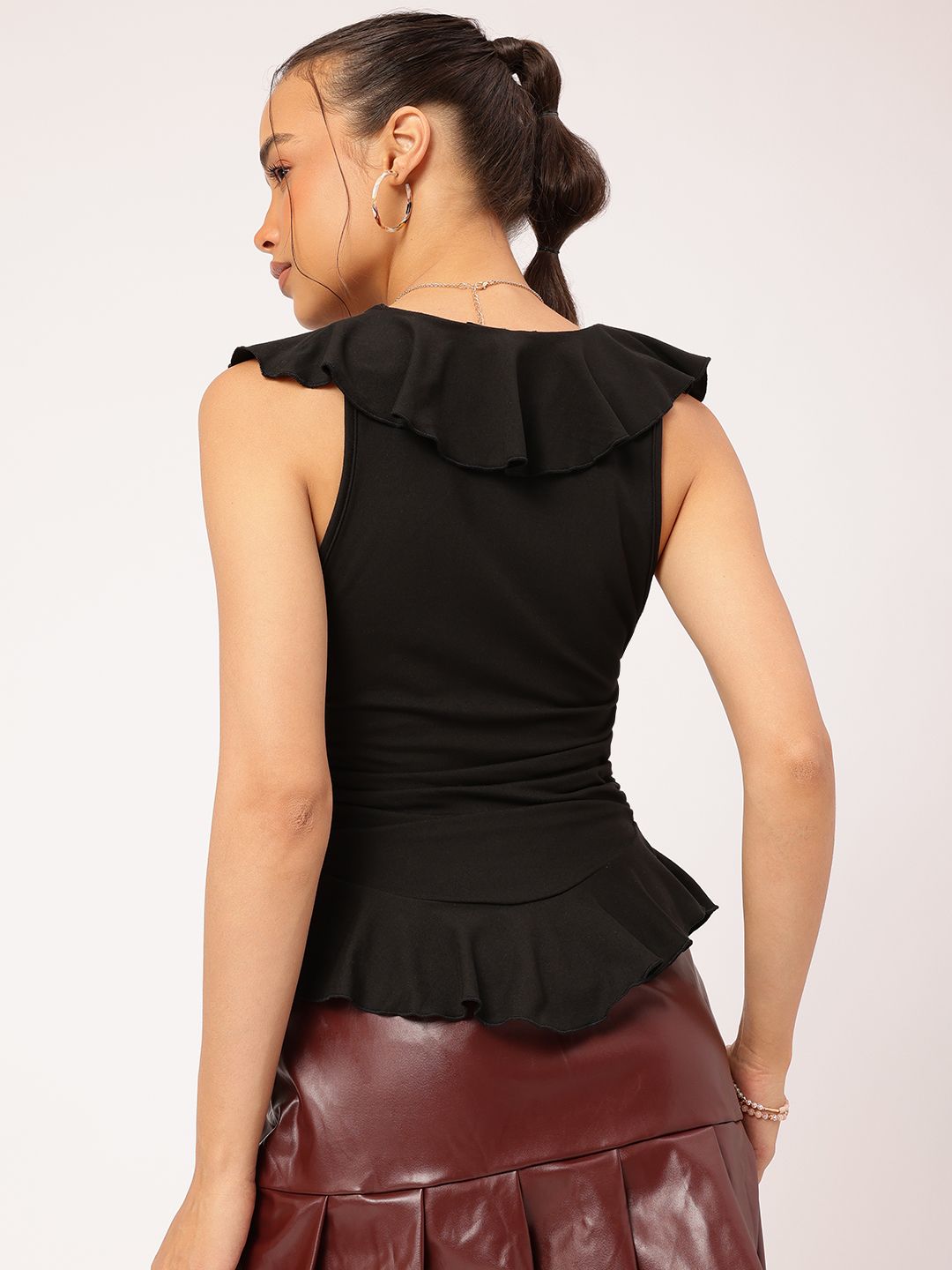 DressBerry Romantic Ruffles Sleeveless Top