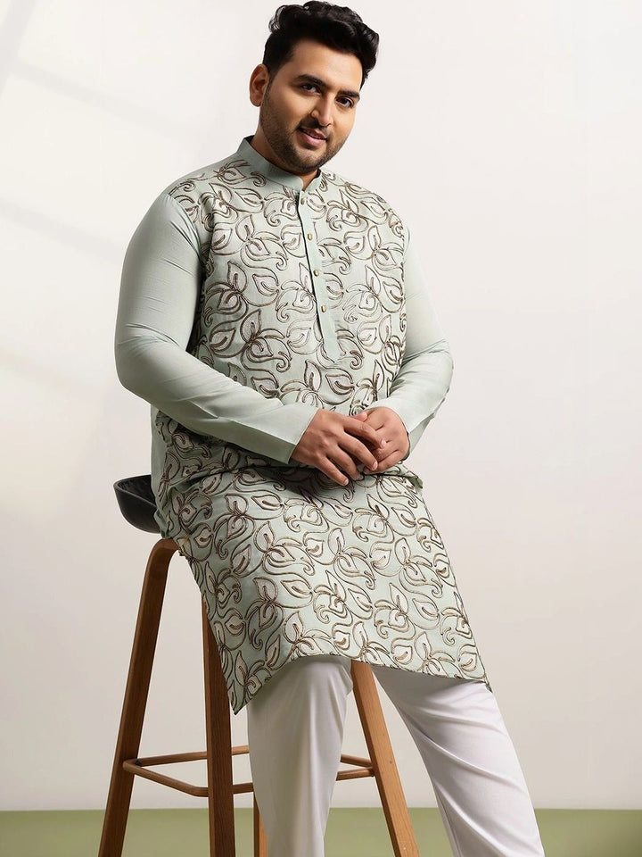SOJANYA PLUS Men Ethnic Motifs Embroidered Regular Thread Work Kurta with Trousers