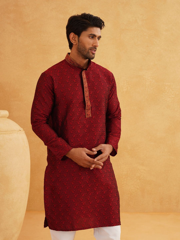 SOJANYA Paisley Woven Design Mandarin Collar Straight Kurta