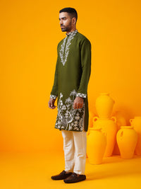 SOJANYA LUXE Floral Embroidered Mandarin Collar Straight Kurta With Trouser