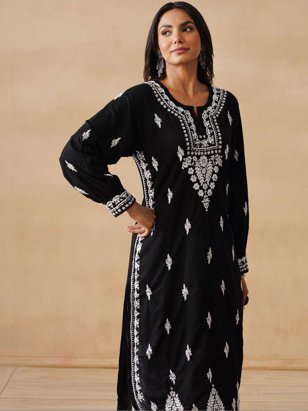 House of Chikankari Women Solid Black Kurta